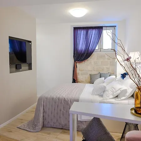 Diocletian Luxury Guest house *