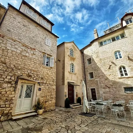 Diocletian Luxury Guest house